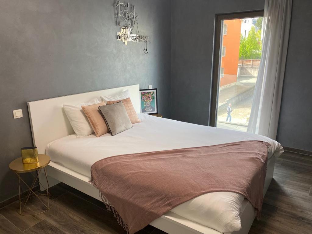 Lovely One Bedroom Apartment In City Center With Parking, Near Public Transport Luxembourg Bagian luar foto